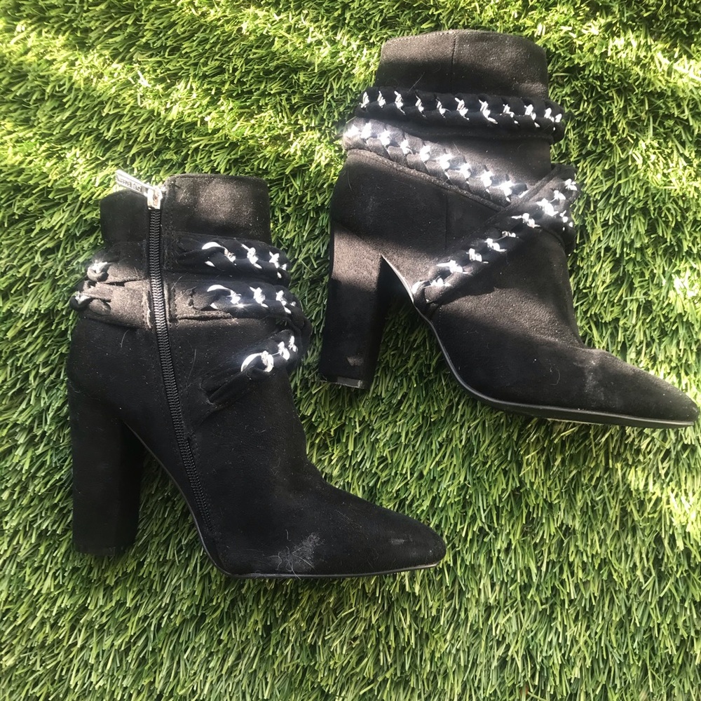 Cape robbin ankle boots (8 1/2)